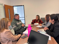 El presidente del Consejo Departamental de Veteranos de Casanare reunido con funcionarias de DIVRI. Foto-presidente-Consejo-Departamental-de-Veteranos-de-Casanare.jpeg