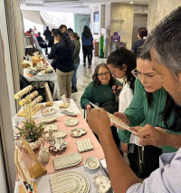 Usuarios emprendedores de la DIVRI en una feria promovida por el MinCIT. WhatsApp-Image-2025-01-22-at-10-40-56-AM.jpeg